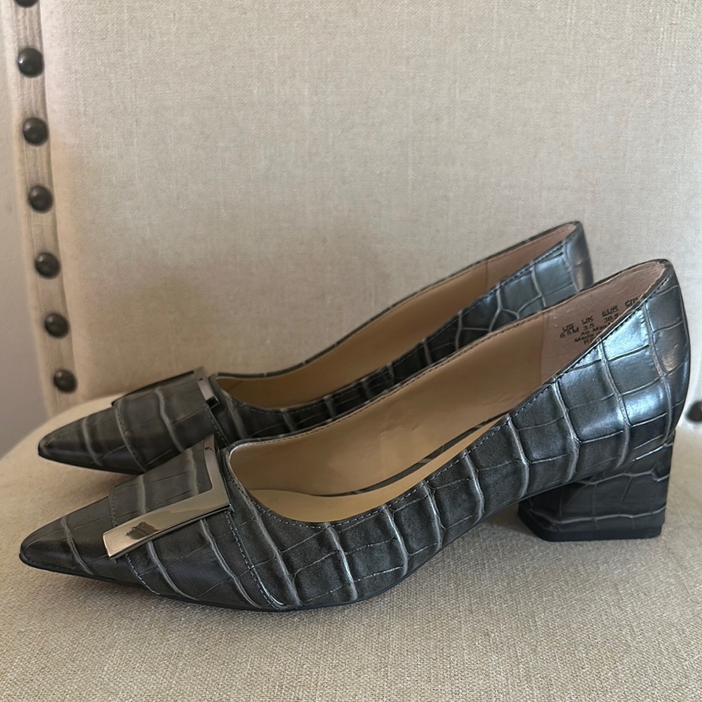 Franco Sarto Women’s Revenge Croc Textured Heels Buckle Detail Gray Size 6.5